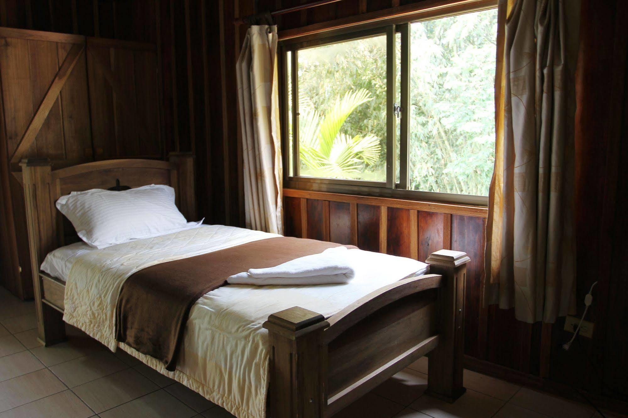 Hotel Kokoro Mineral Hot Springs La Fortuna Екстериор снимка